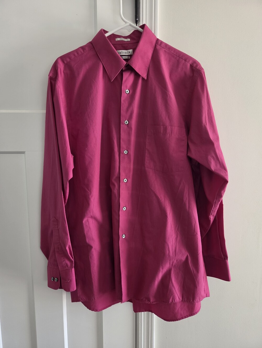 Mens Van Heusen magenta pink fuchsia long sleeve dress shirt 16.5  16 1/2
